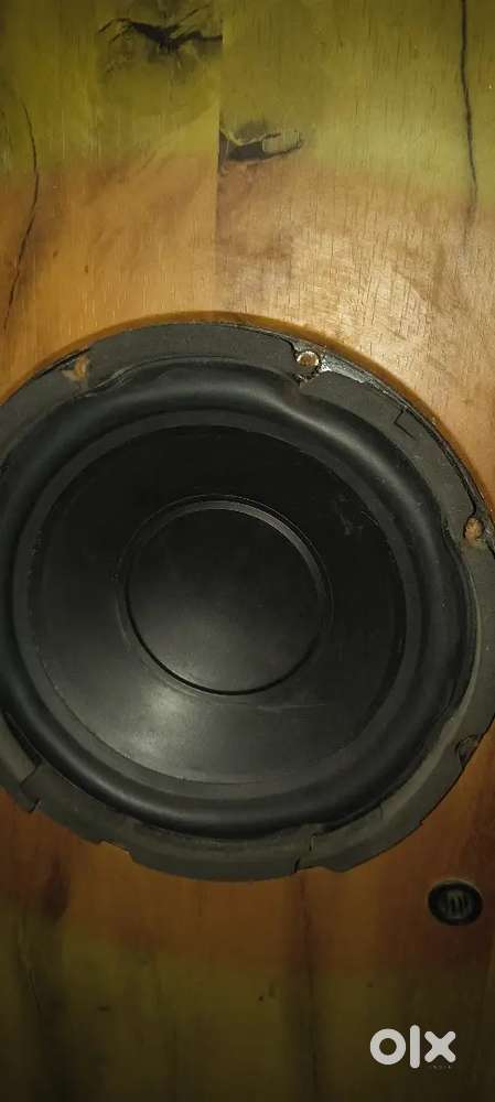 Yamha amplifier and SPIKARS sanan5.1 towars and srunding one centare