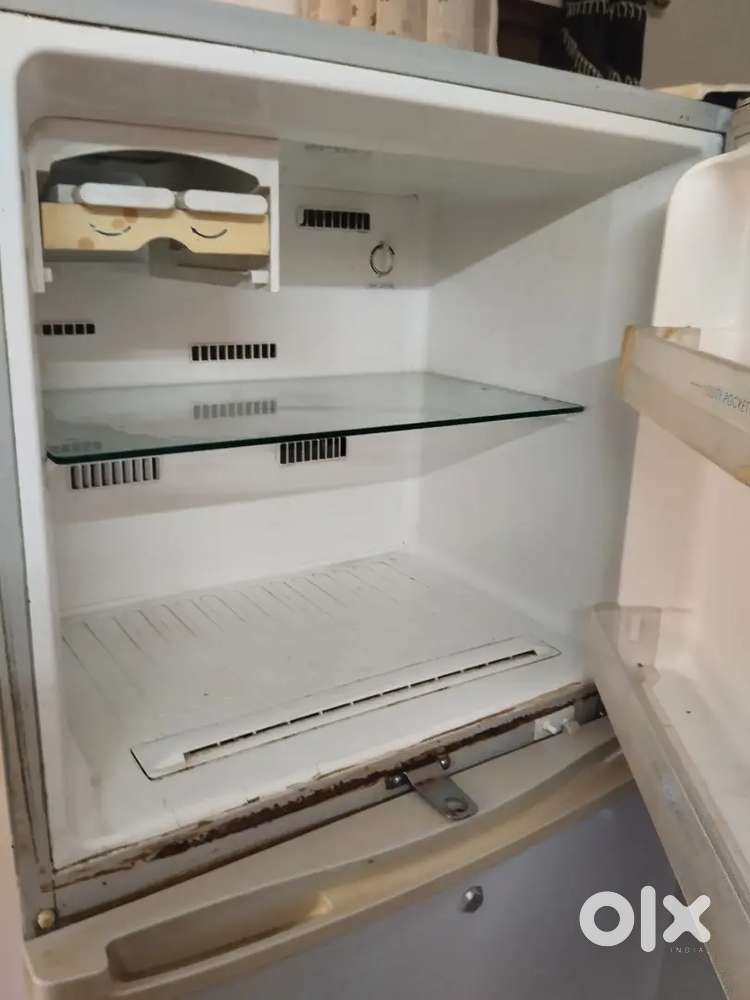 Samsung refrigerator 383 Litre