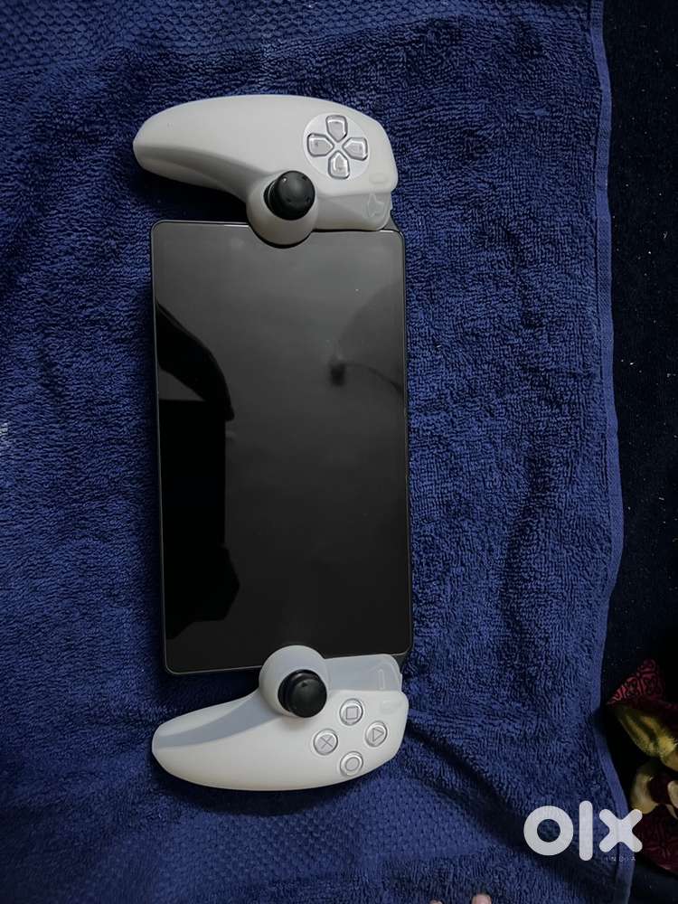 PS5 portable handled console