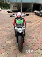 Aprilia sr 150race edition in imaculate condition just take and drive.