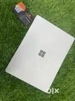Microsoft Laptop ( 256 GB )