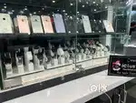 Apple products and androids- if looking for Exchange-available