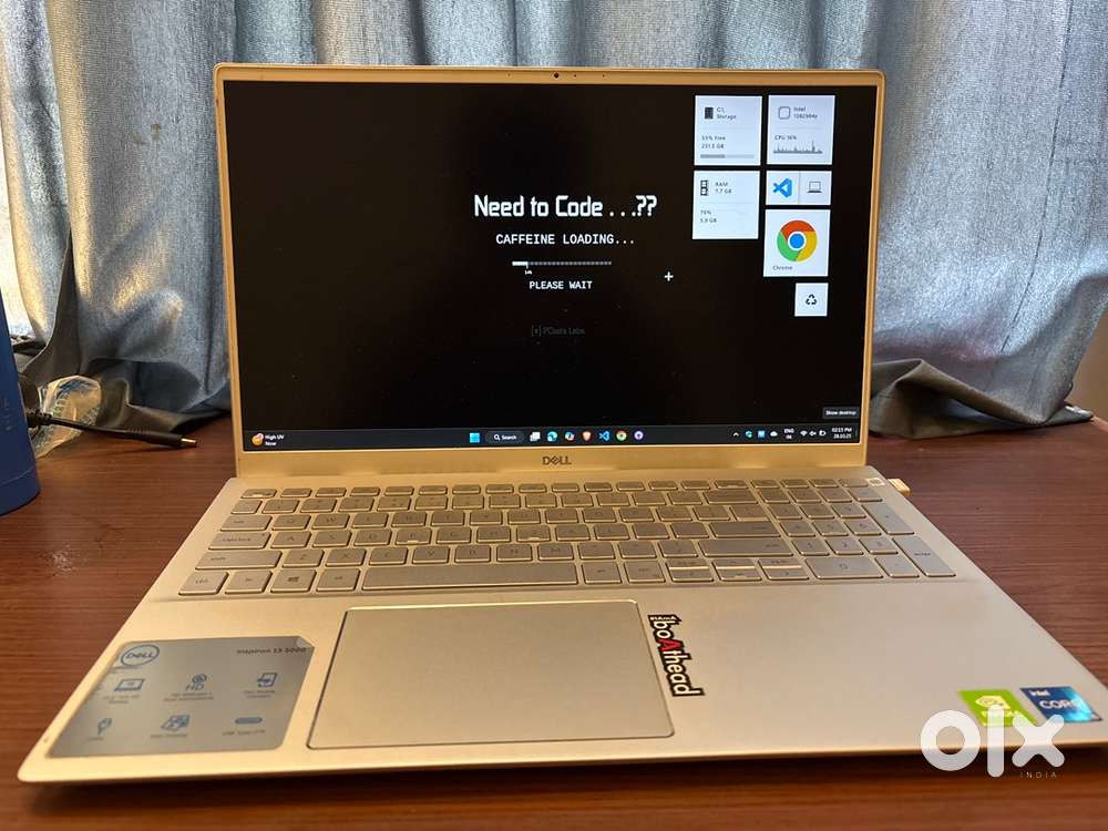 Dell Inspiron 15 5000 with wireless mouse