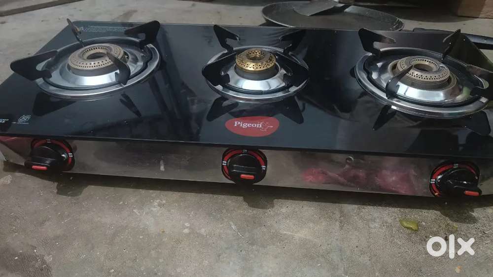 Pigeon 3 burner glass top Stove