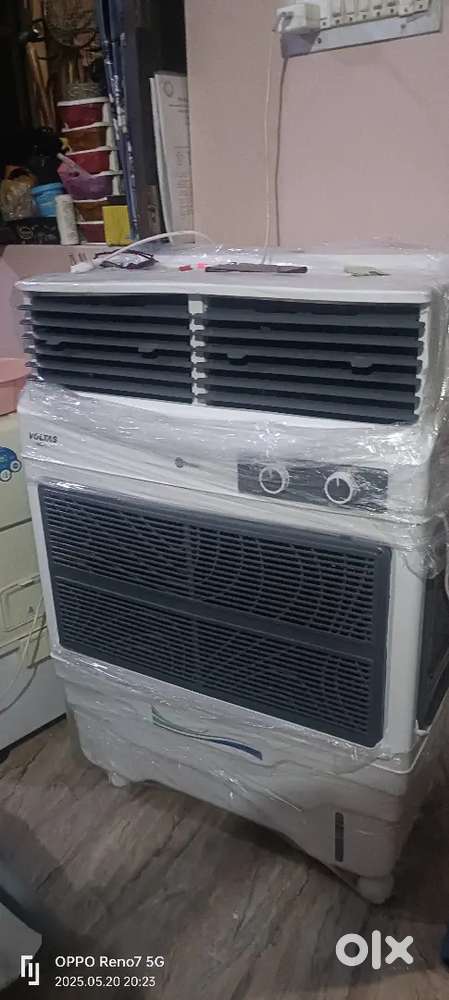 6 Days old Voltas Windsor Blower coolar