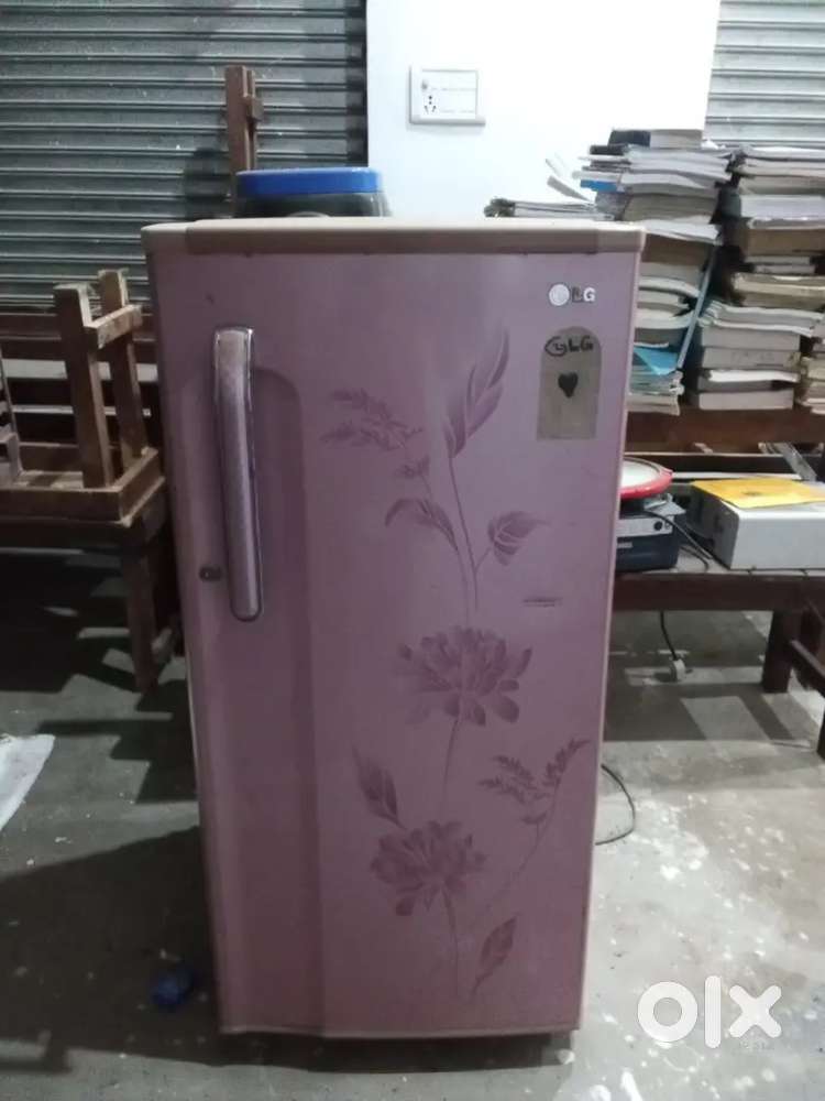 LG FRIDGE 180 LITRE