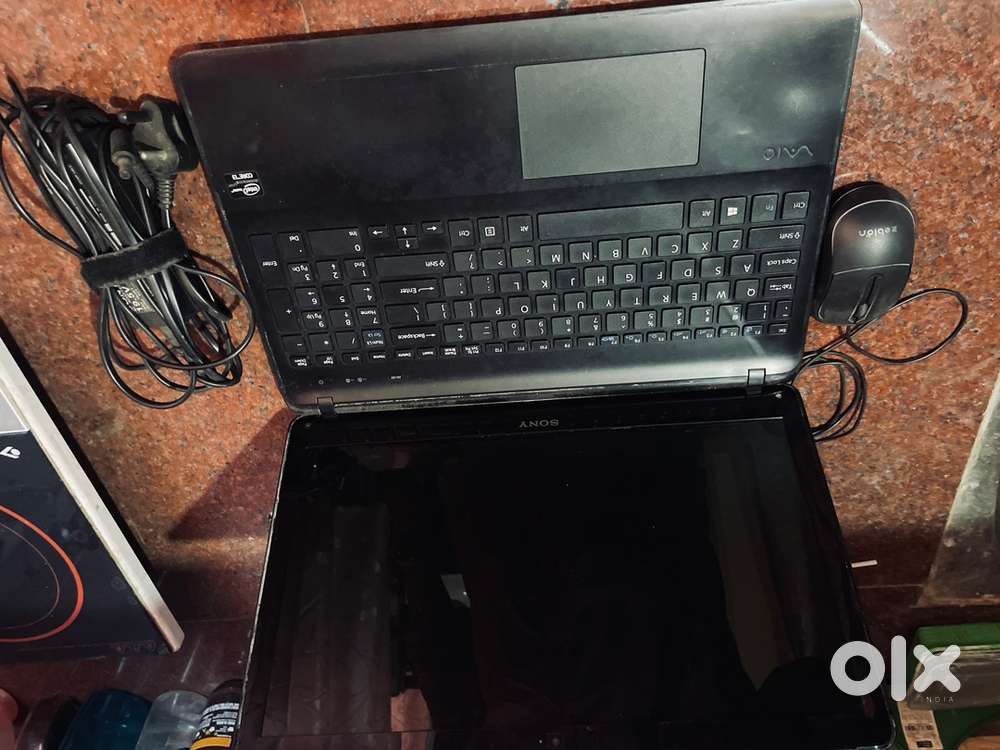 Sony viao with ssd 125gb harddisk