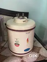 25 liter khaitan Geyser for sale