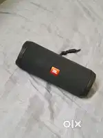 JBL flip essential 2