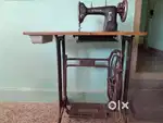 Sewing machine (usha)