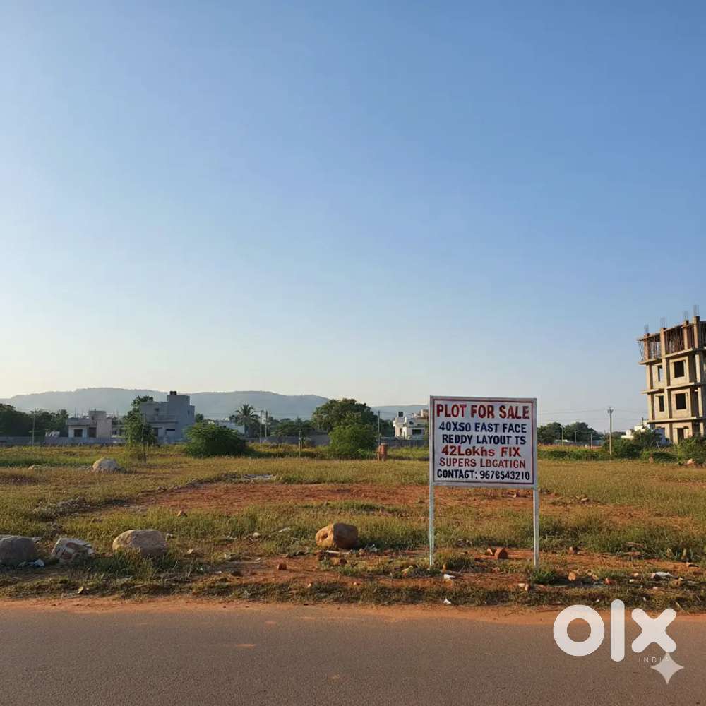 Ts East face plot for sale at Reddy compound