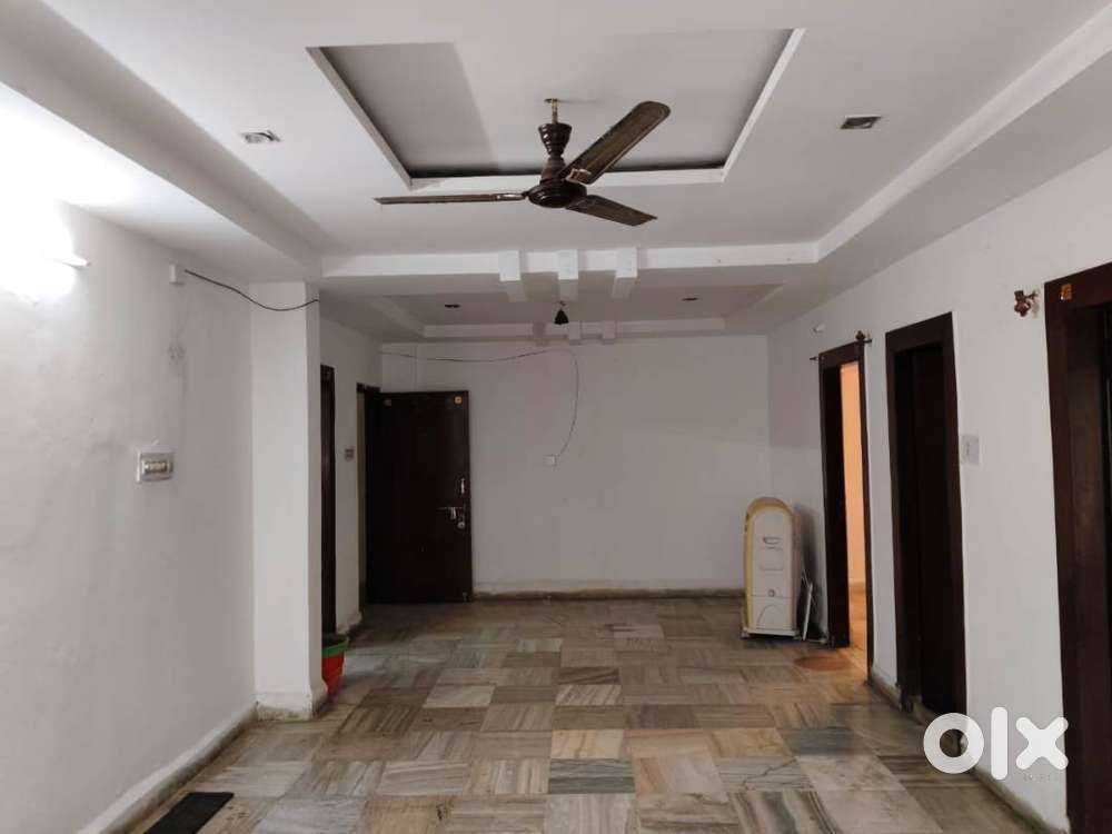 2 BHK Flat for rent at New Palasia