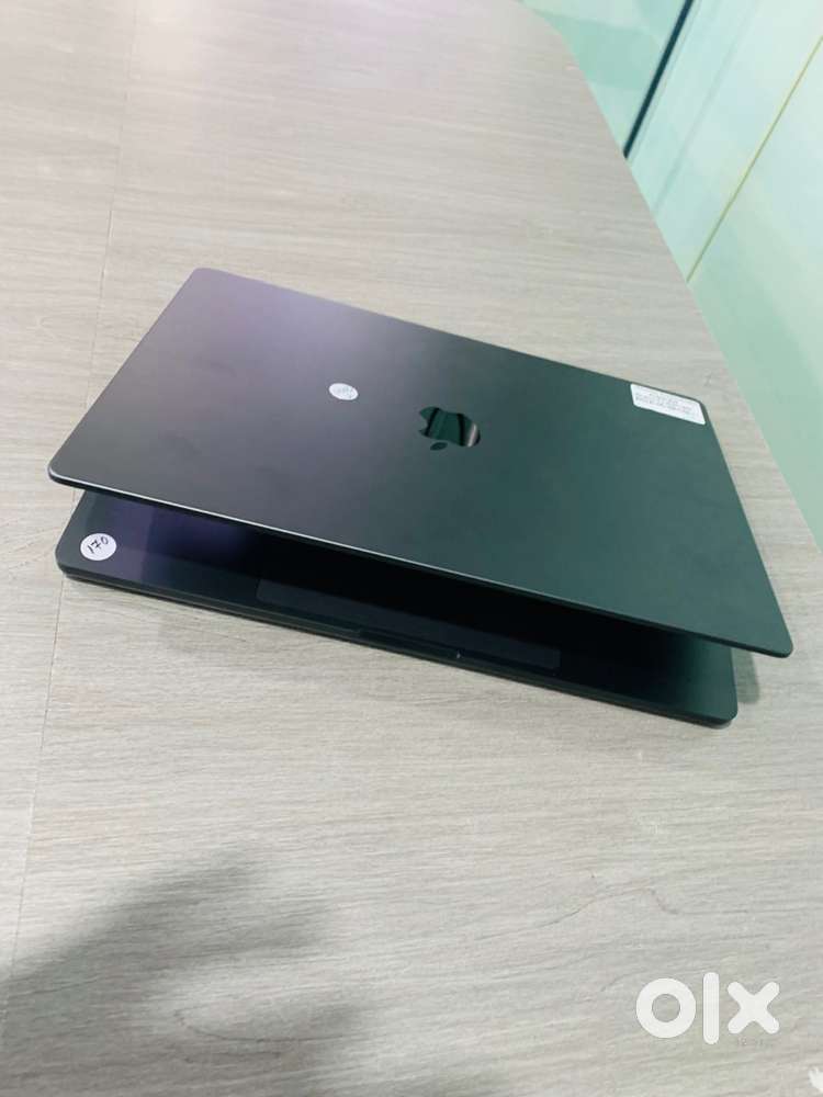 Apple MacBook Pro A2991 16inch M3 Pro 18GB 512GB SSD 2023 With WRNTY