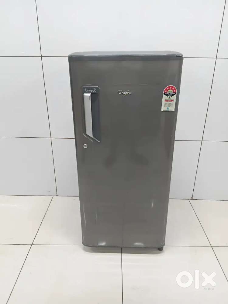 “Whirlpool Single Door Fridge in Good Condition”