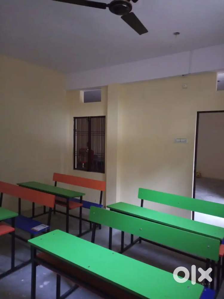 Well Qualified, experienced teacher for primary and junior section