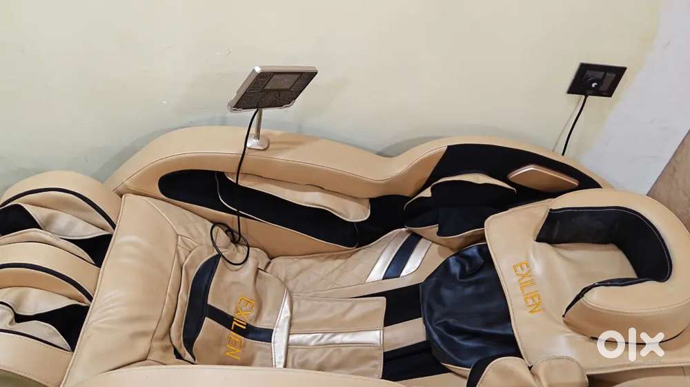 Complete massage chair