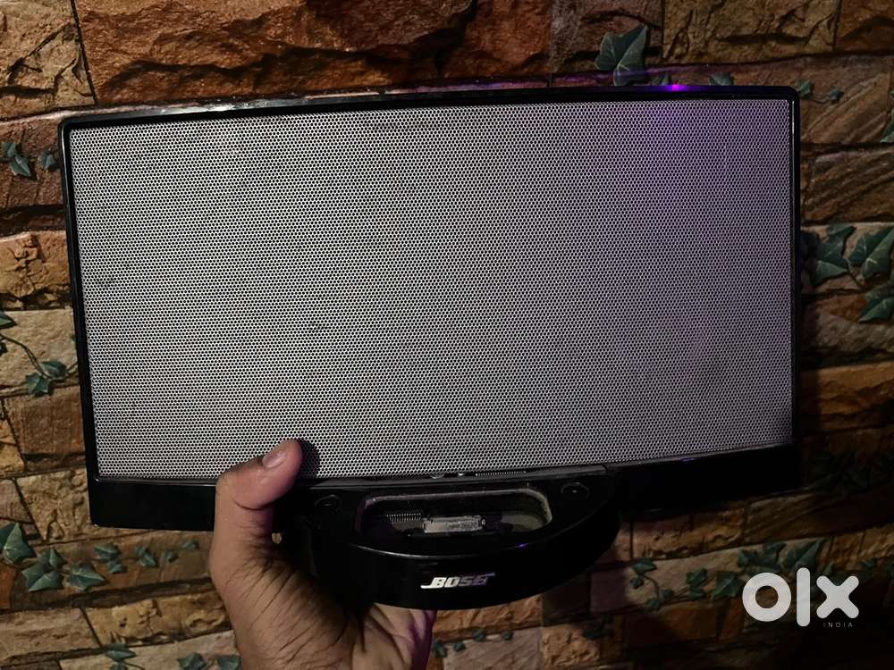 Bose sounddock 1 in good condition untested