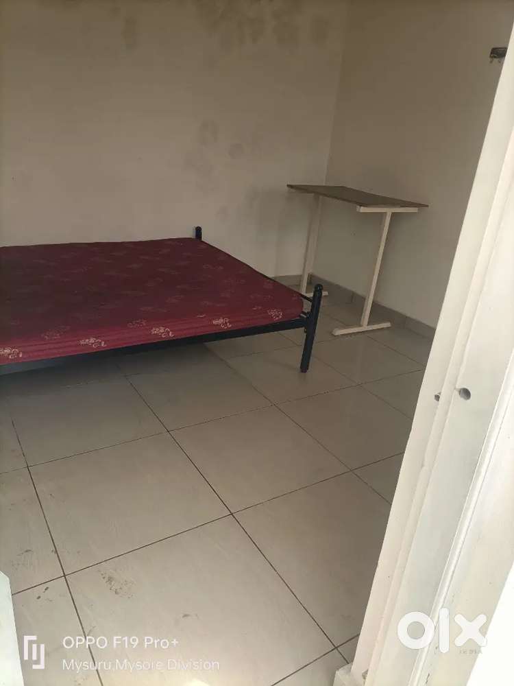 Room for rent with Kit attach bathrooms Ramakrishna Nagar Rent 5000