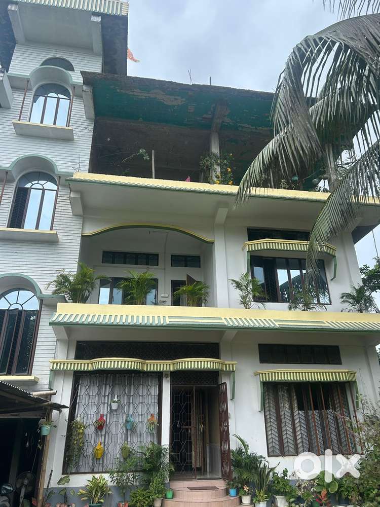 Residential land with house for sale - Ideal for living or Investment