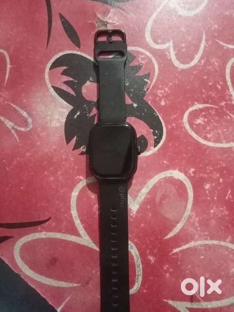 A ptron smart watch