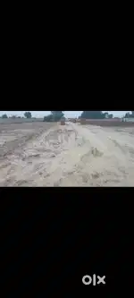 100 Gaj Residential Plot for Sale – Vrindavan (Near Chatikara Road)