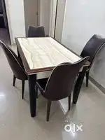 4 people Dining Table and chairs
