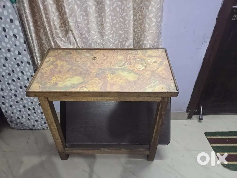 Reading Table