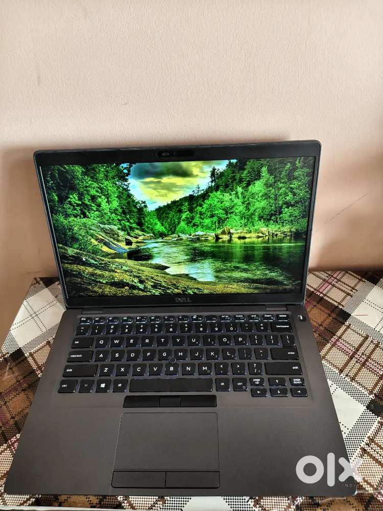 Dell latitude 5400 i5-8th 16gbram 256gb SSD 8gb integrated graphics