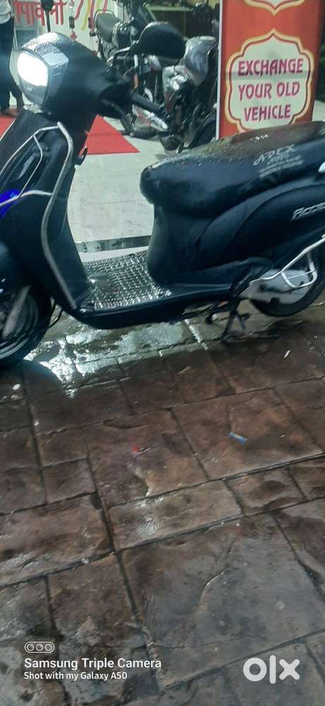 New acces 125 bs6 new h kisi ko lena h plz contact me no time pass