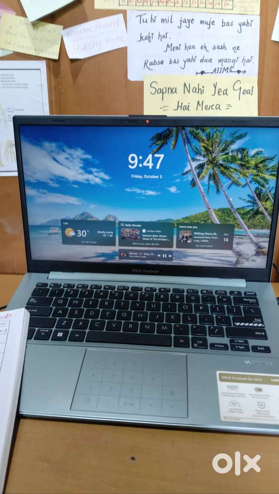Brand new asus laptop, only six months old but not used ,