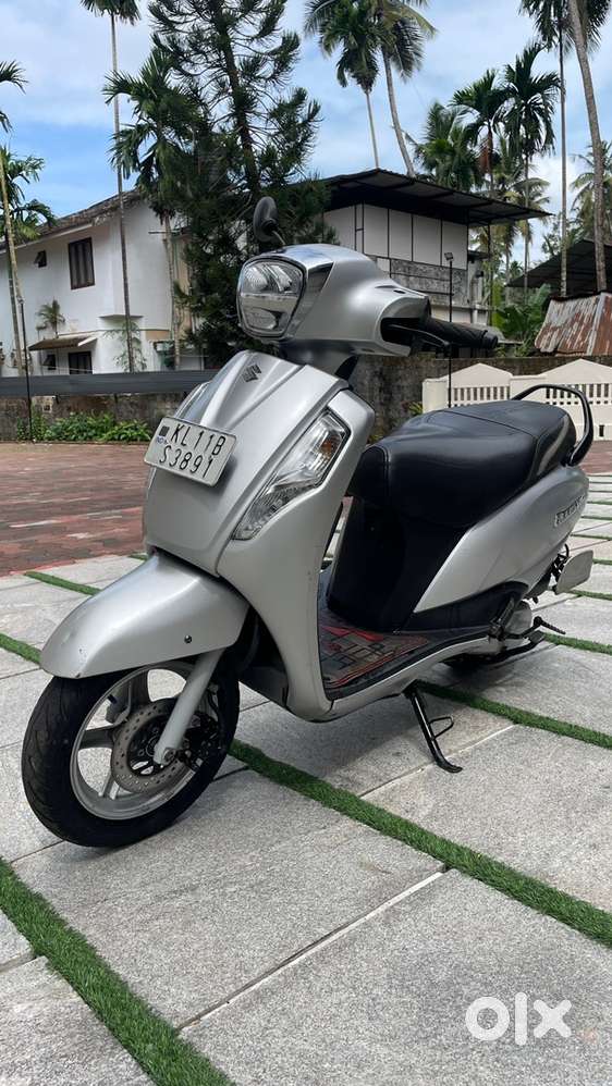 Single owner bs6 perfect condition 50+ kmpl