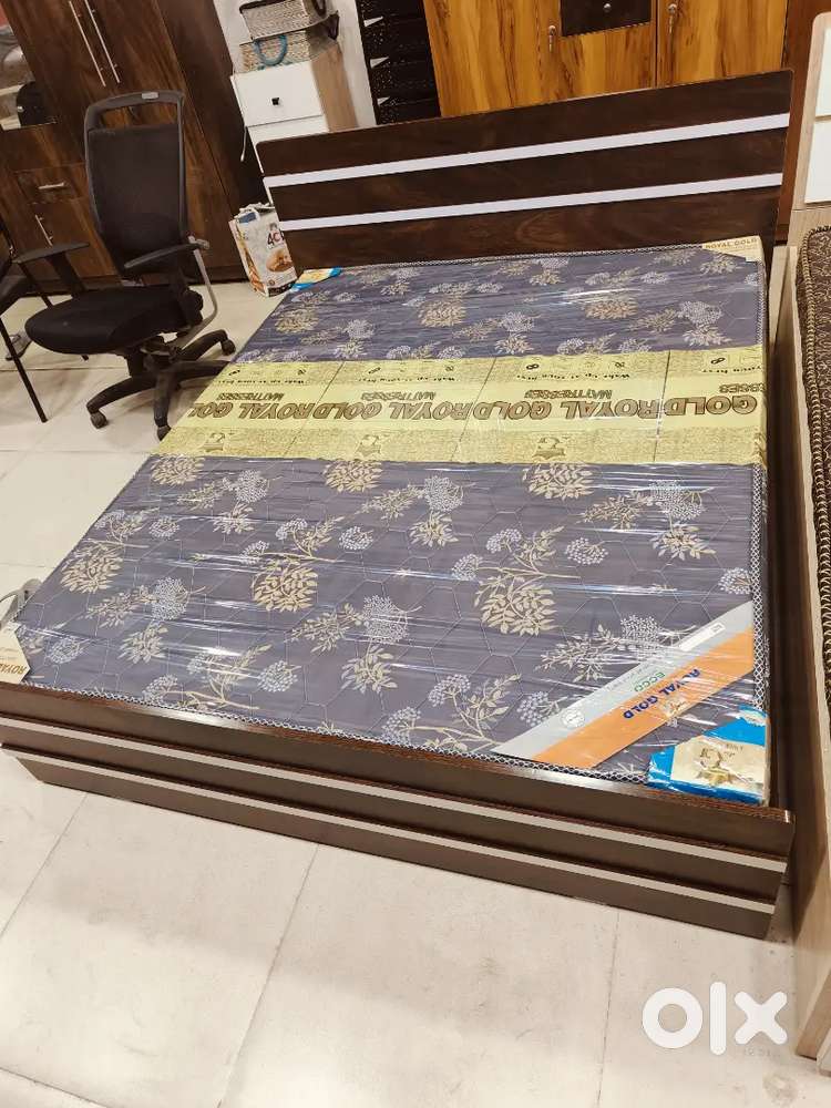 Brand New Double Bed semi storage 5*6 size