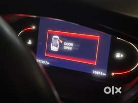 It has a 8 inch led screen. It gives an avg. of 26 on highway.