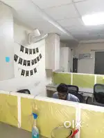 2 cabins 10-12 workstations fully furnished office for rent