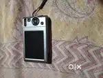 Paisa ka jarurat hai isliye Ham dekhna chah rahe hain branded camera h