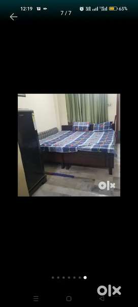Fully furnished 1 room set for sale
