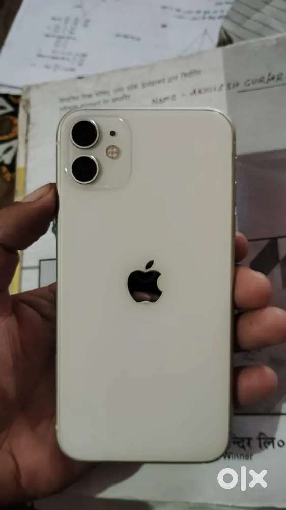 Iphone11/128gb datacable bill nhi h Adhar mil jayega only foldr chng h