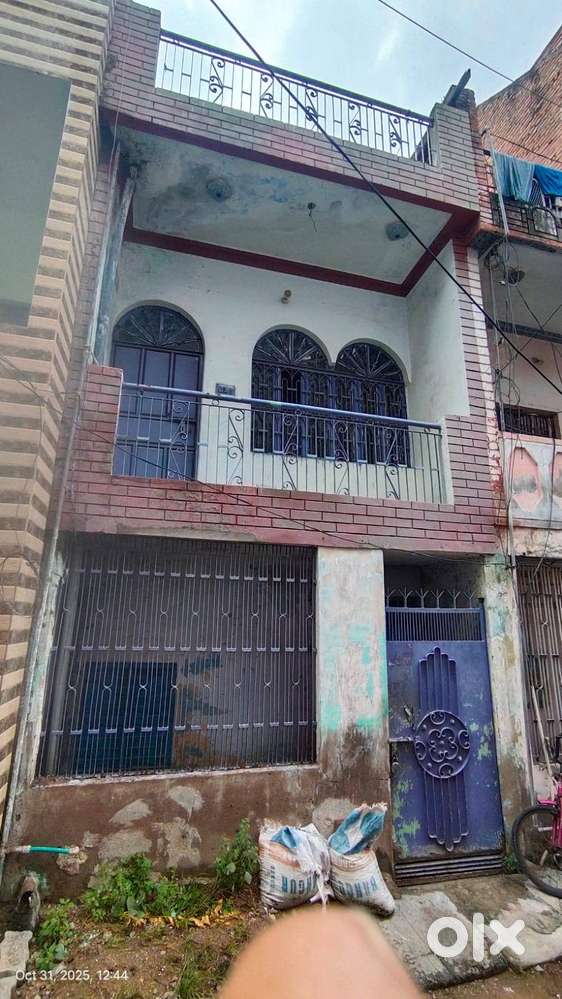 37 mtr KDA house in 'A' Block World Bank