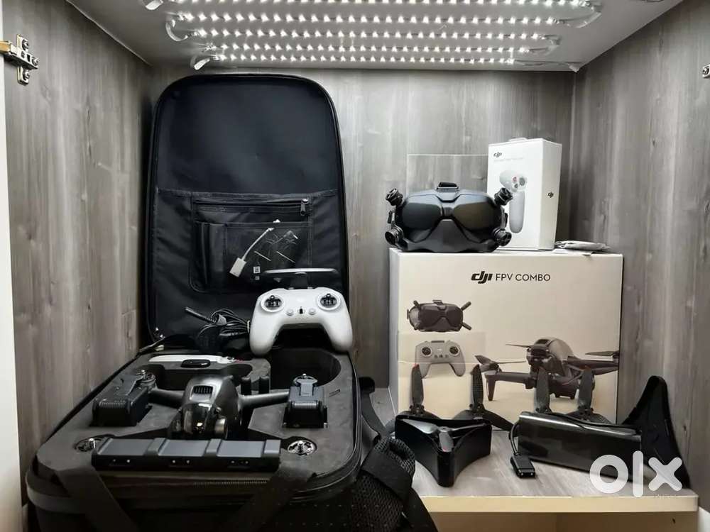 DJI FPV Drone Fly More Set + Loads of Extras + Motion Controller -
