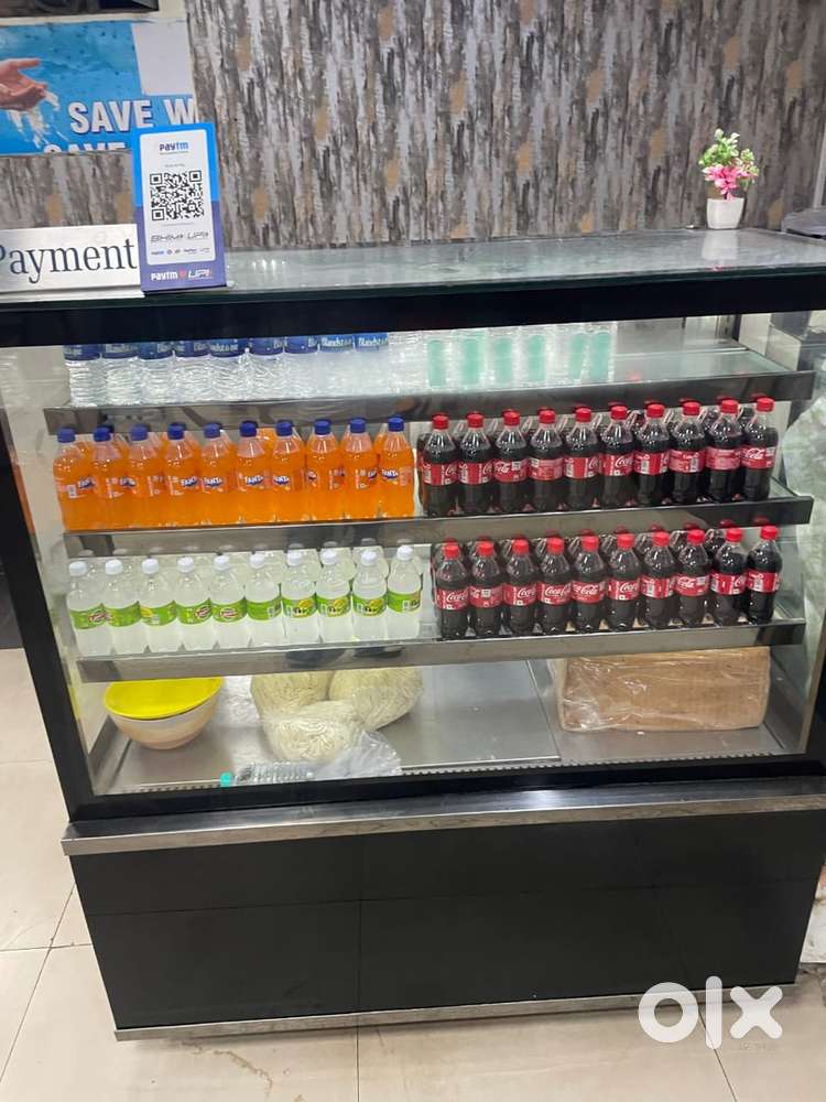 Display fridge