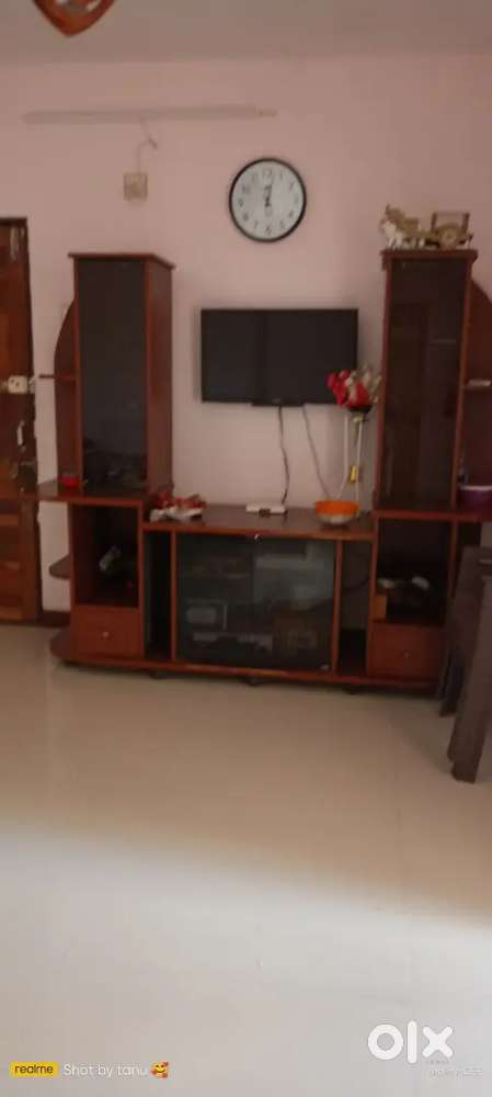 TV unit wooden