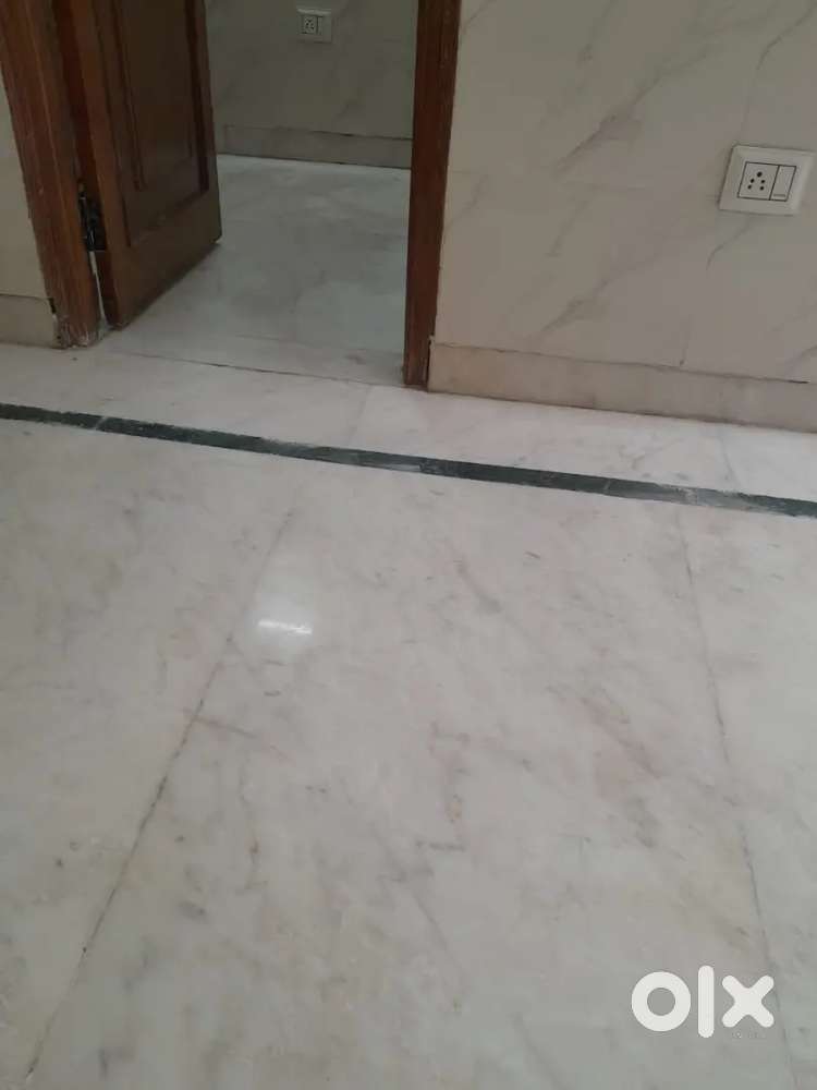 4BHK INDEPENDENT HOUSE FOR FAMILY & BACHELORS