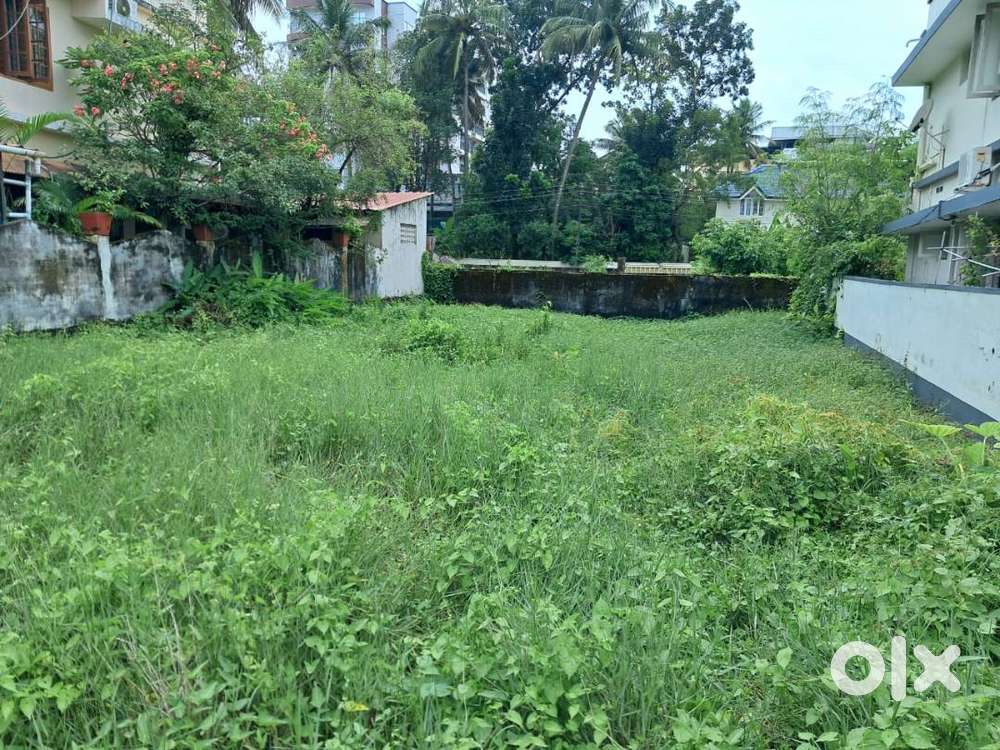 7 Cents of Residential Property in Vyttila, Subash chandra Bose Road.