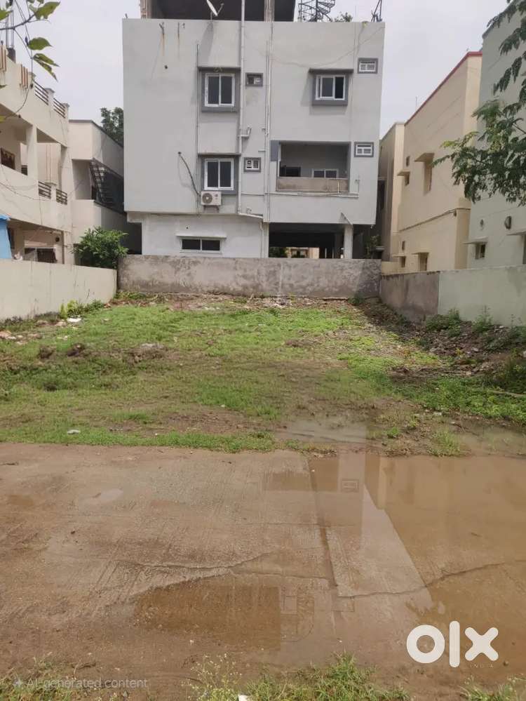 200 sq yards south facing plot