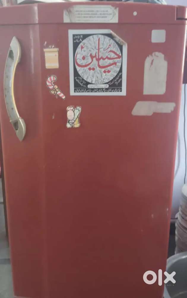 Single door Godrej refrigerator in good condition