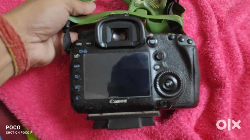 Canon 5D mark III with bettery grip