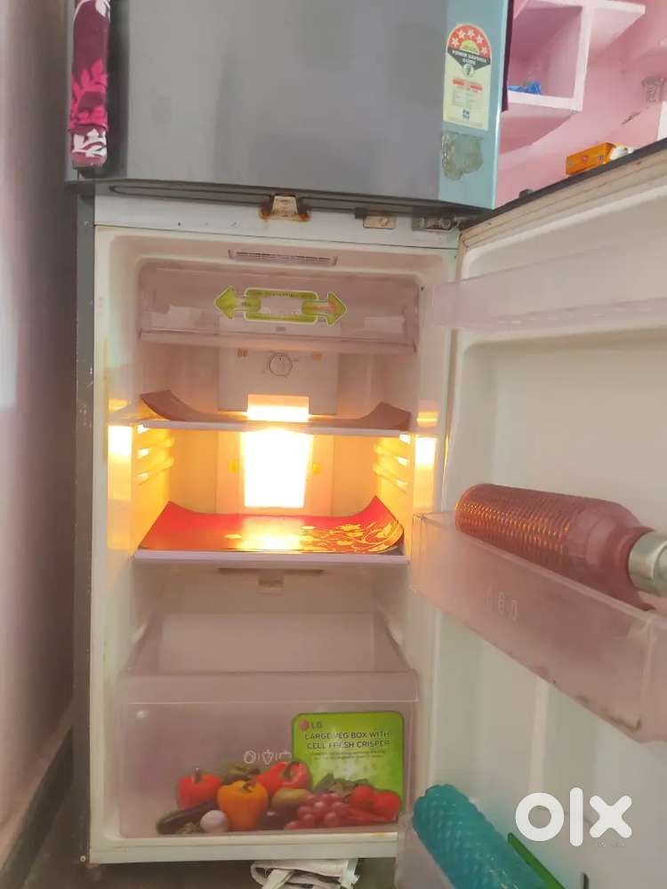 LG 5 star double door running fridge