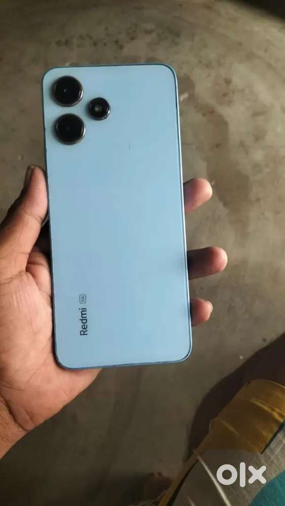 Redmi 12(5g)8/256 mint condition only mobile nd bill