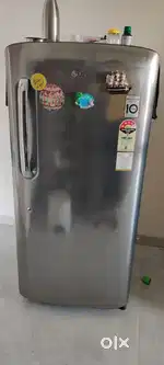 Silver LG fridge