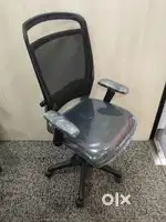 New n used Office Chairs Available In Low price